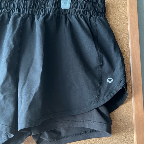 Women’s running shorts.. - Picture 3 of 4